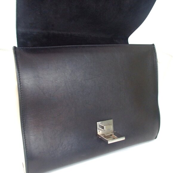 Authentic CELINE Trapeze 2WAY Handbag leather [Used] - Picture 6 of 14